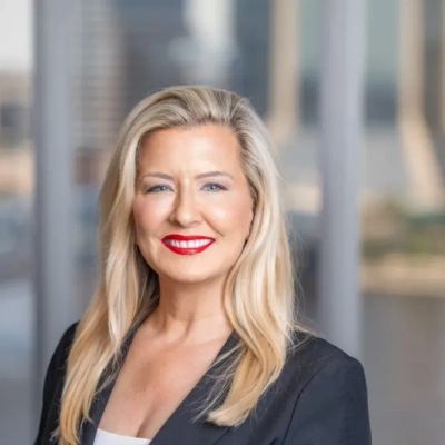 Debra Vanderhoff - Featured