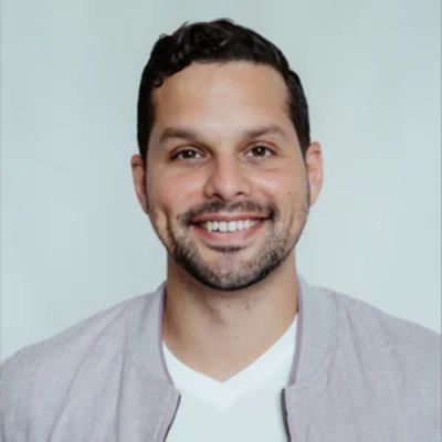 Hans Graubard - Featured