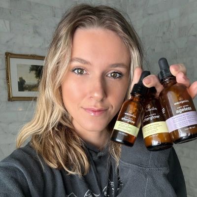 Nikki Kay Chase - Featured