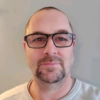 Wayne Mills - Featured